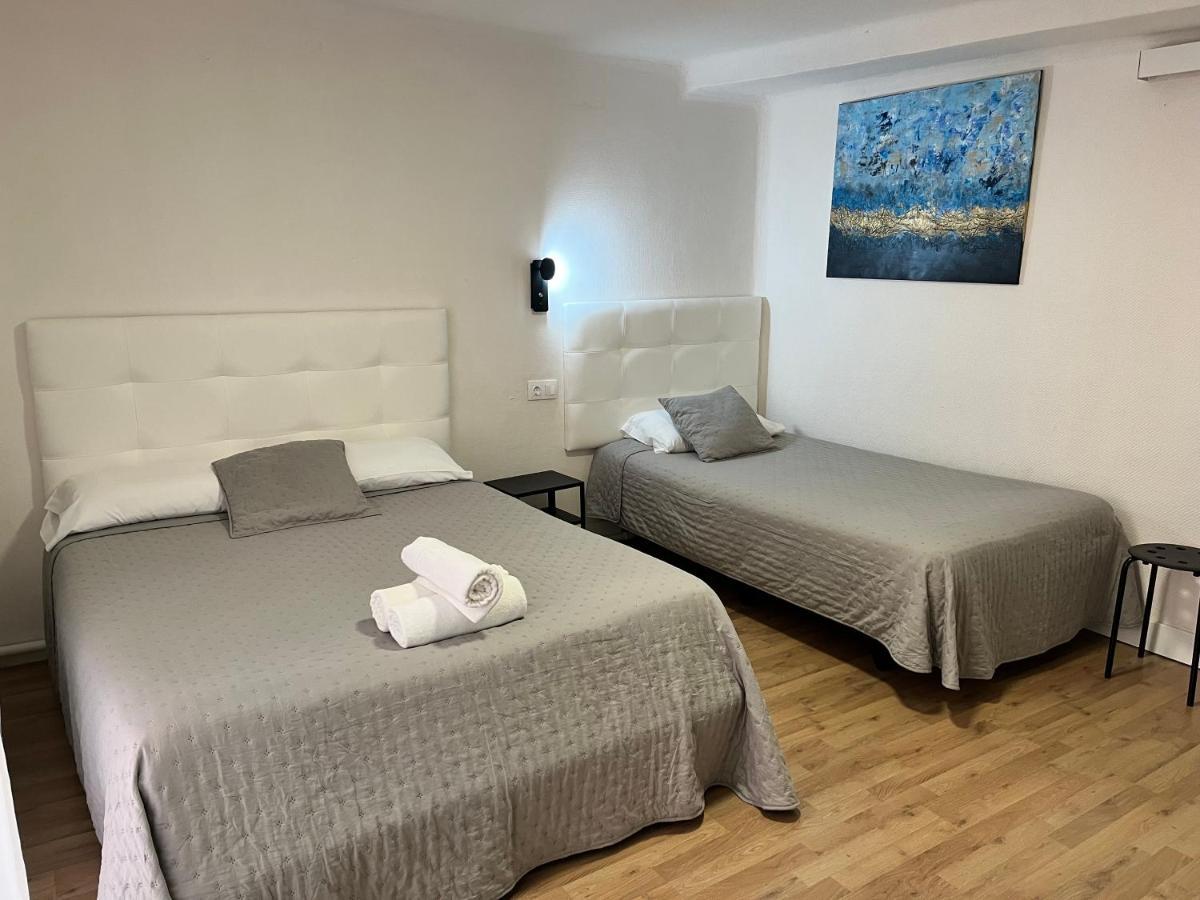Hostal Ars Puigcerdà Екстериор снимка