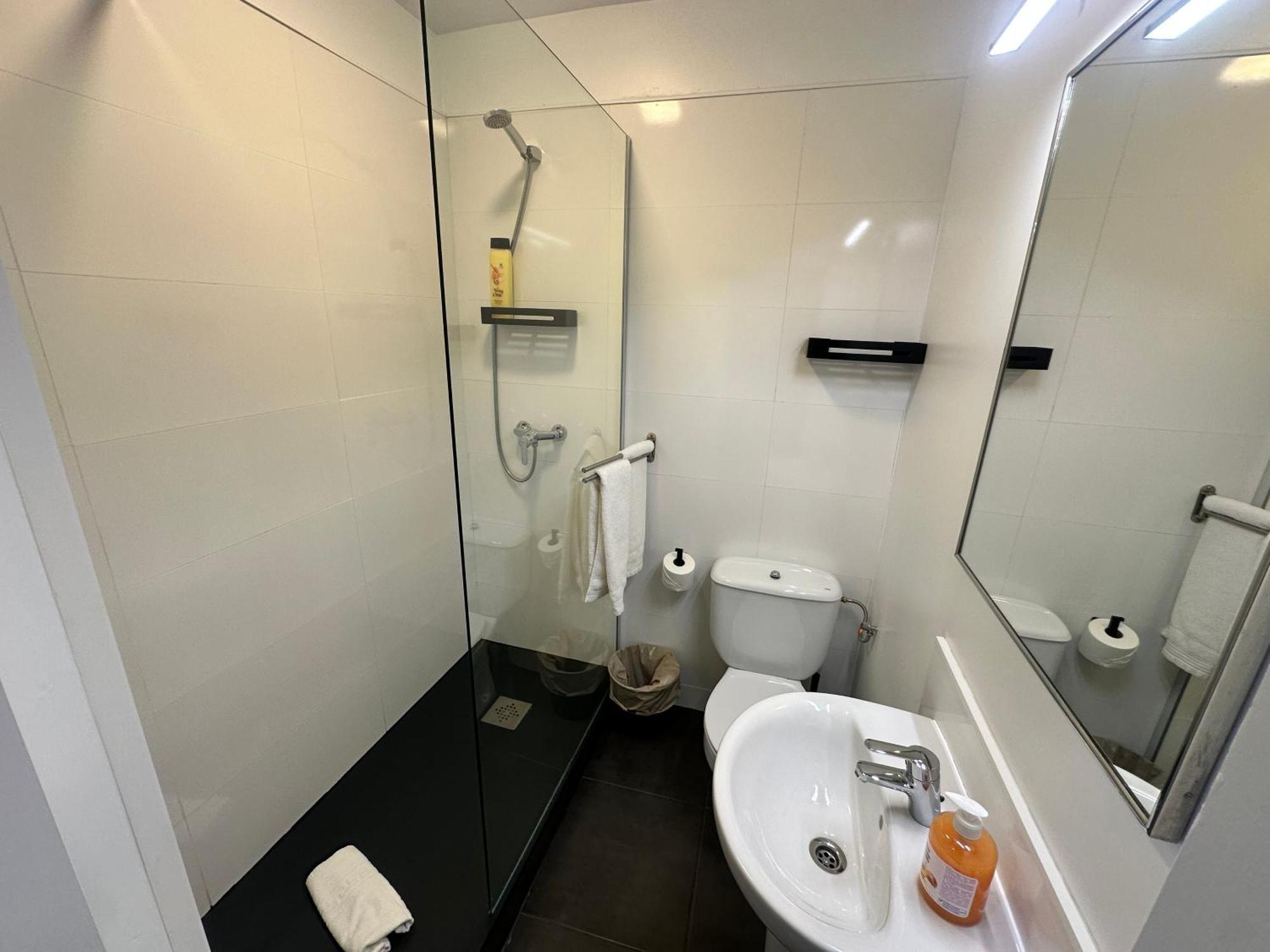 Hostal Ars Puigcerdà Екстериор снимка