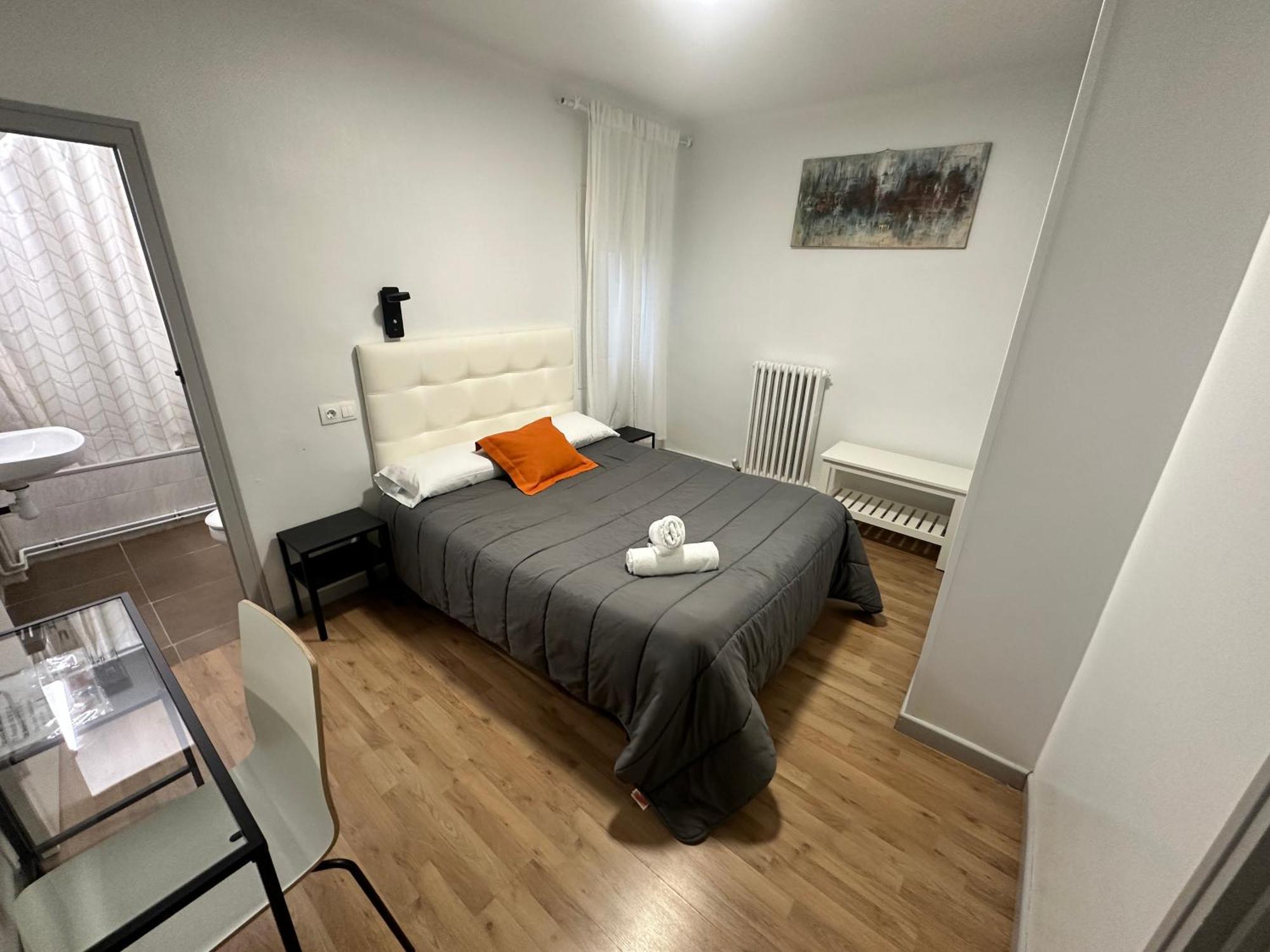 Hostal Ars Puigcerdà Екстериор снимка