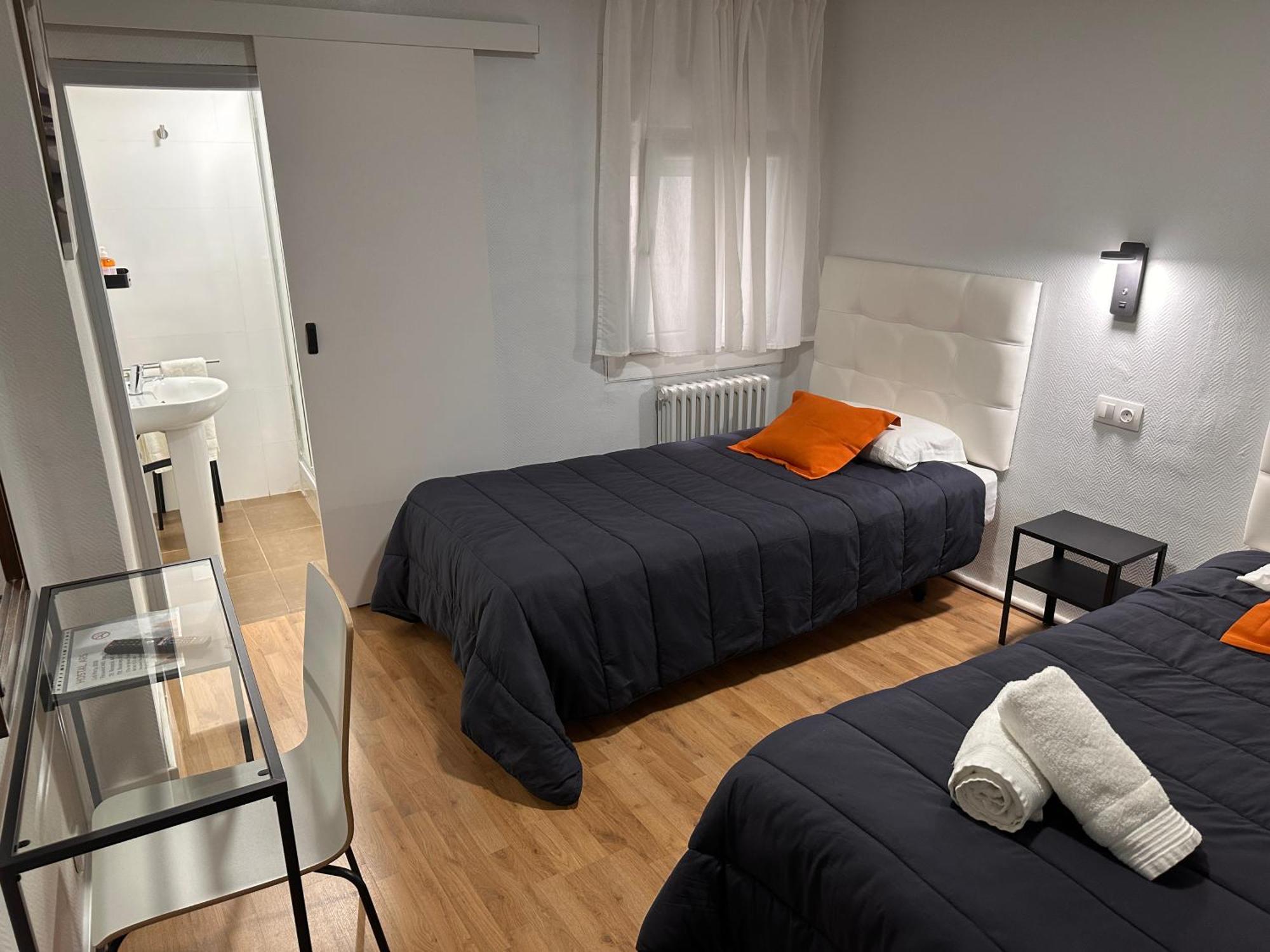 Hostal Ars Puigcerdà Екстериор снимка