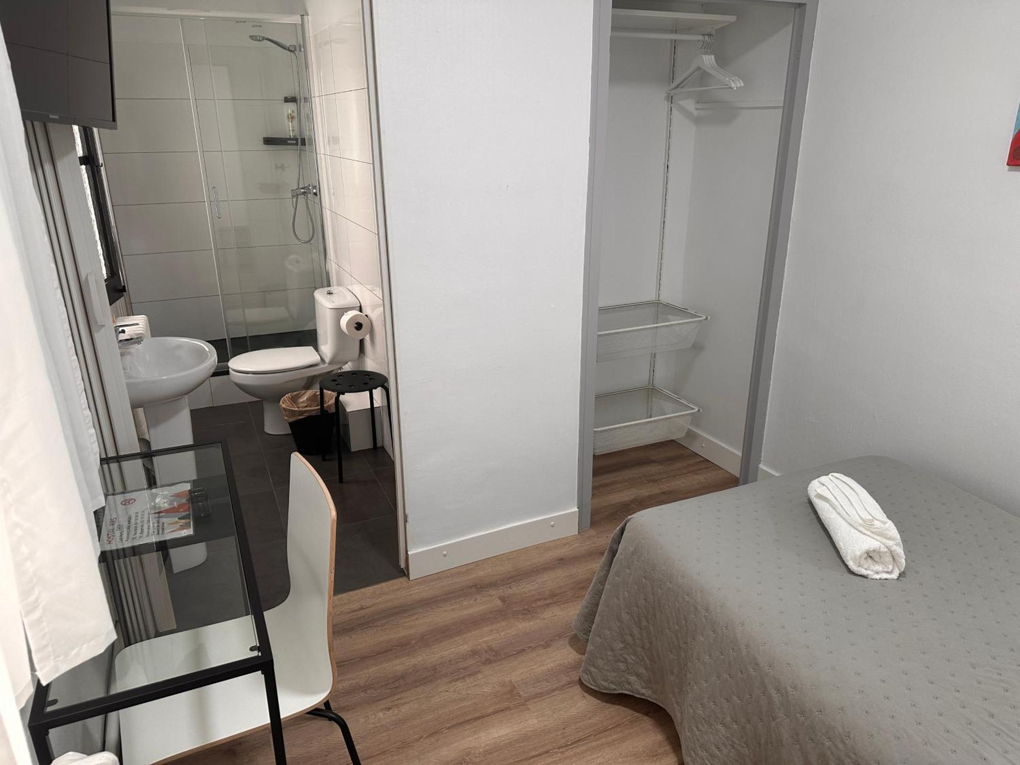 Hostal Ars Puigcerdà Екстериор снимка