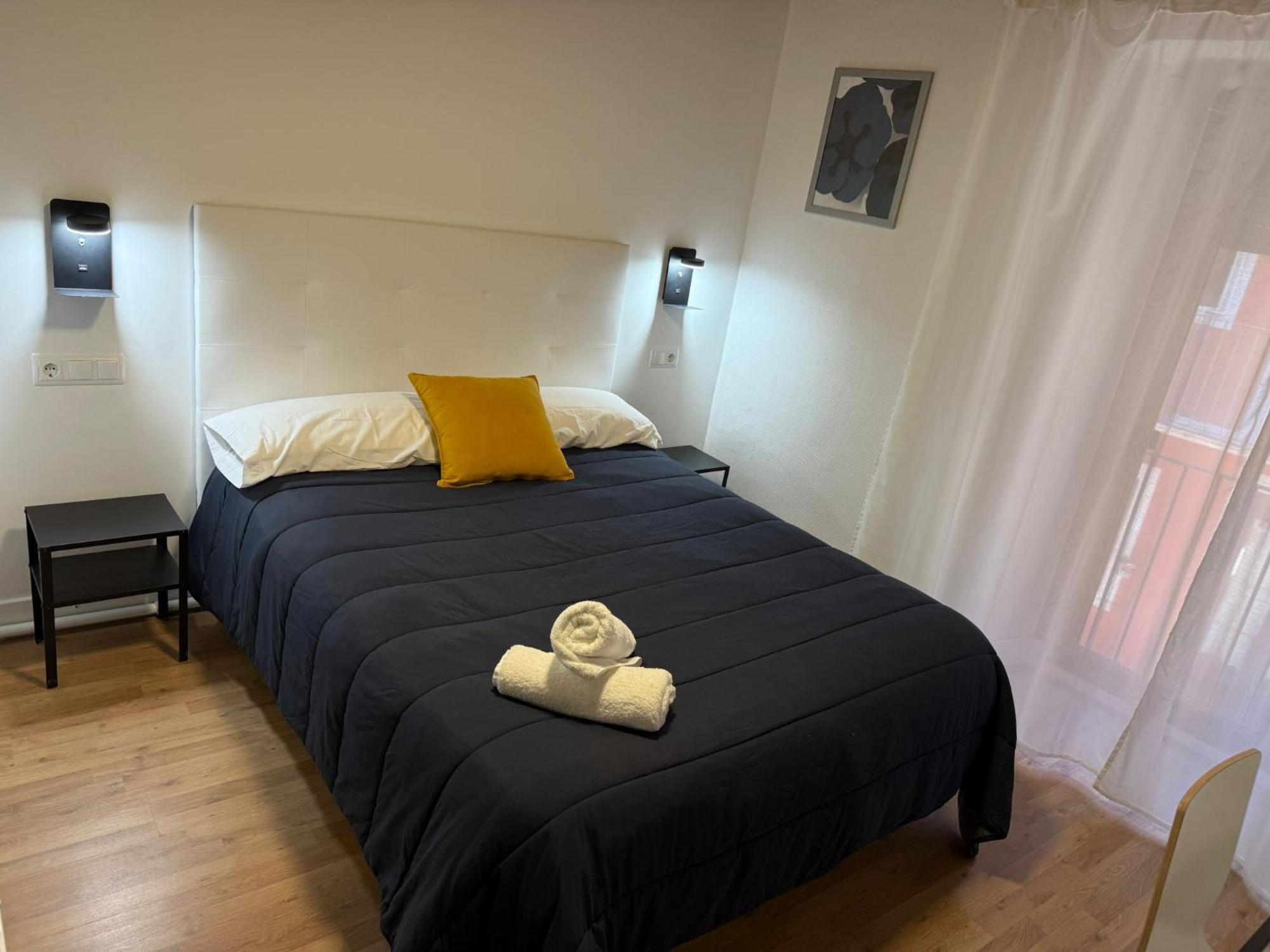Hostal Ars Puigcerdà Екстериор снимка